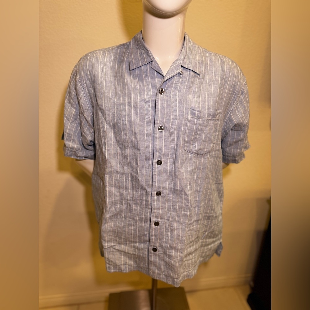 Tommy Bahama Blue and White Polo Size Large